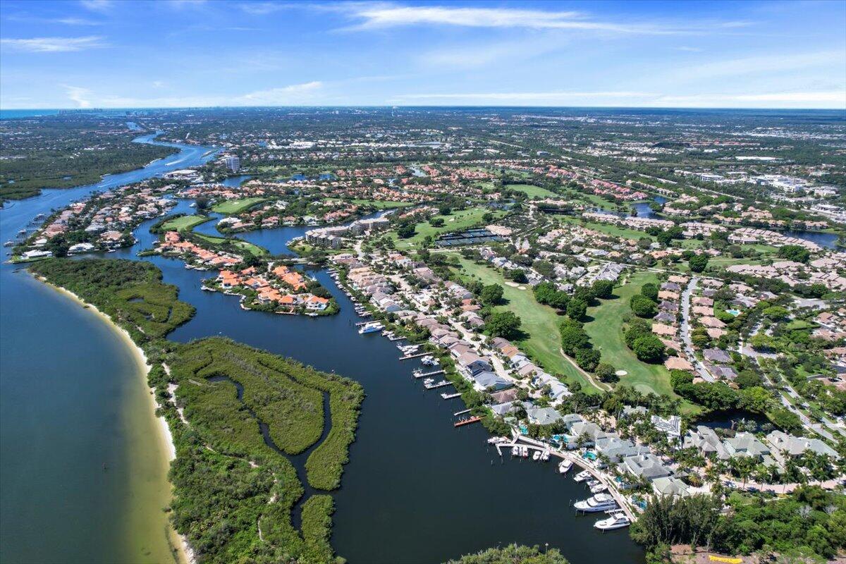 17068 Traverse Jupiter, FL 33477