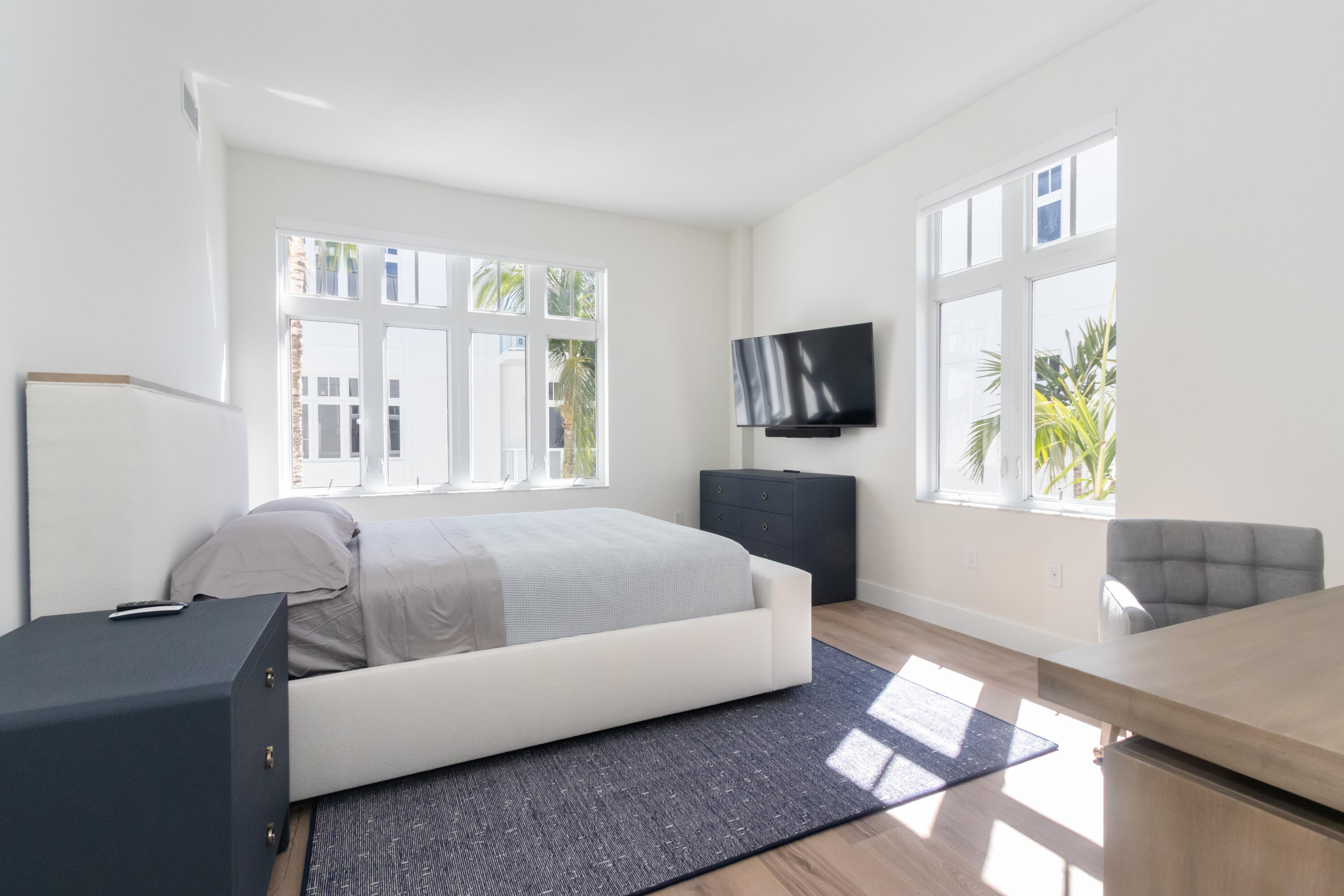 184 Lake #3201 Riviera Beach, FL 33404