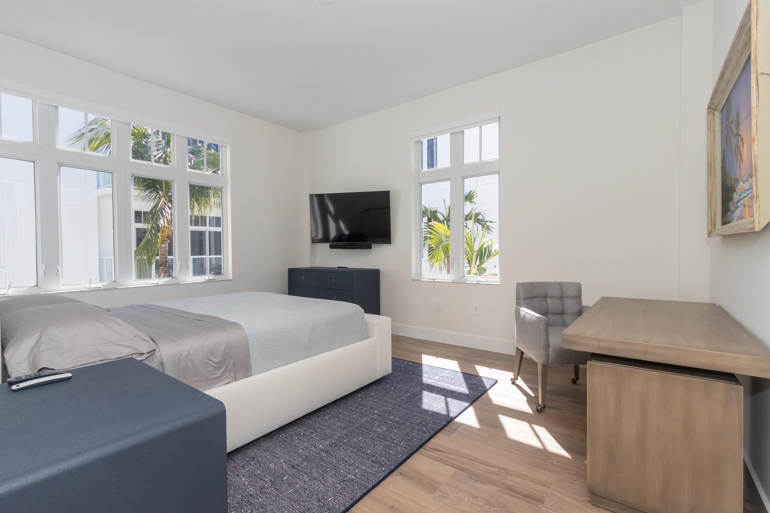 184 Lake #3201 Riviera Beach, FL 33404