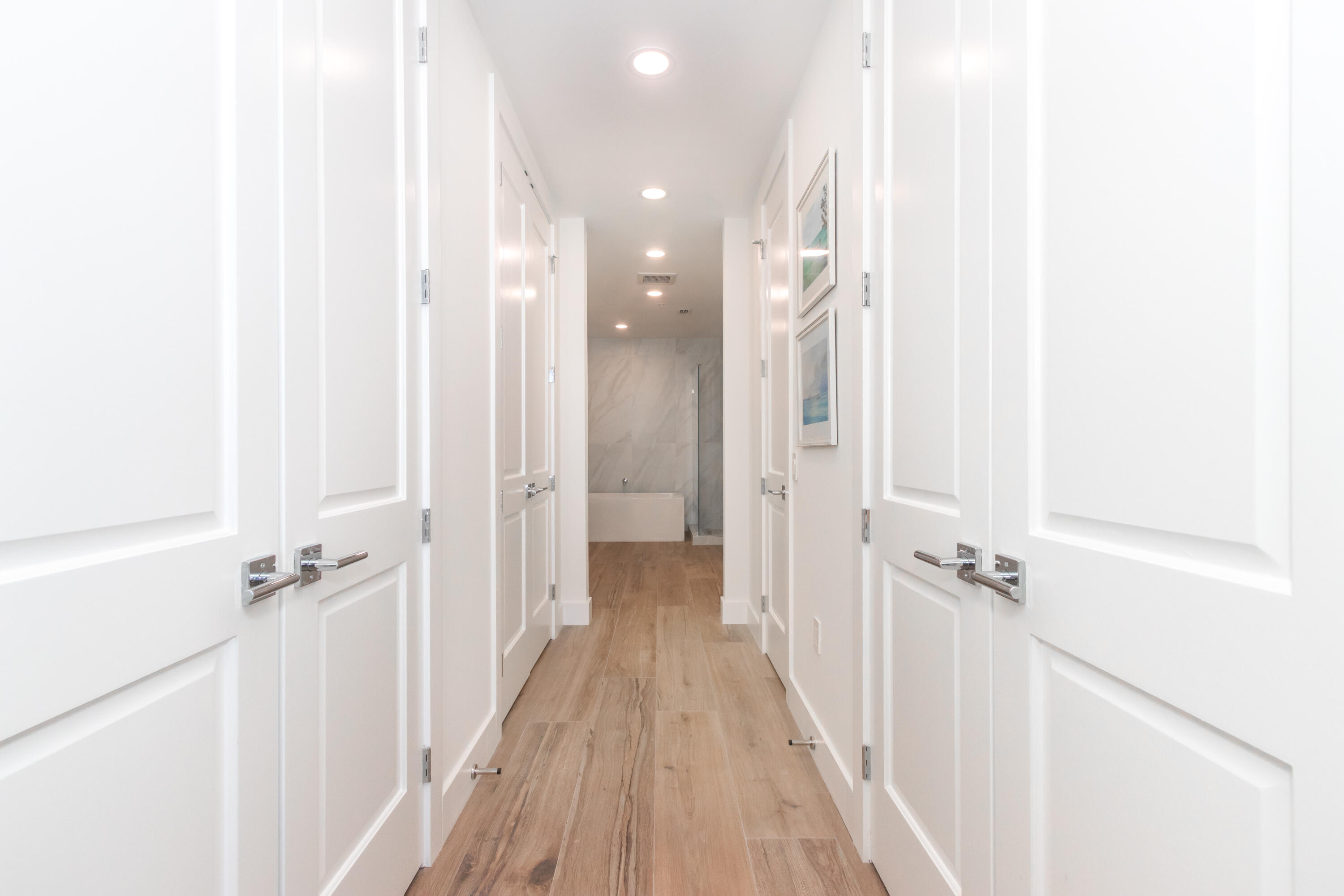 184 Lake #3201 Riviera Beach, FL 33404