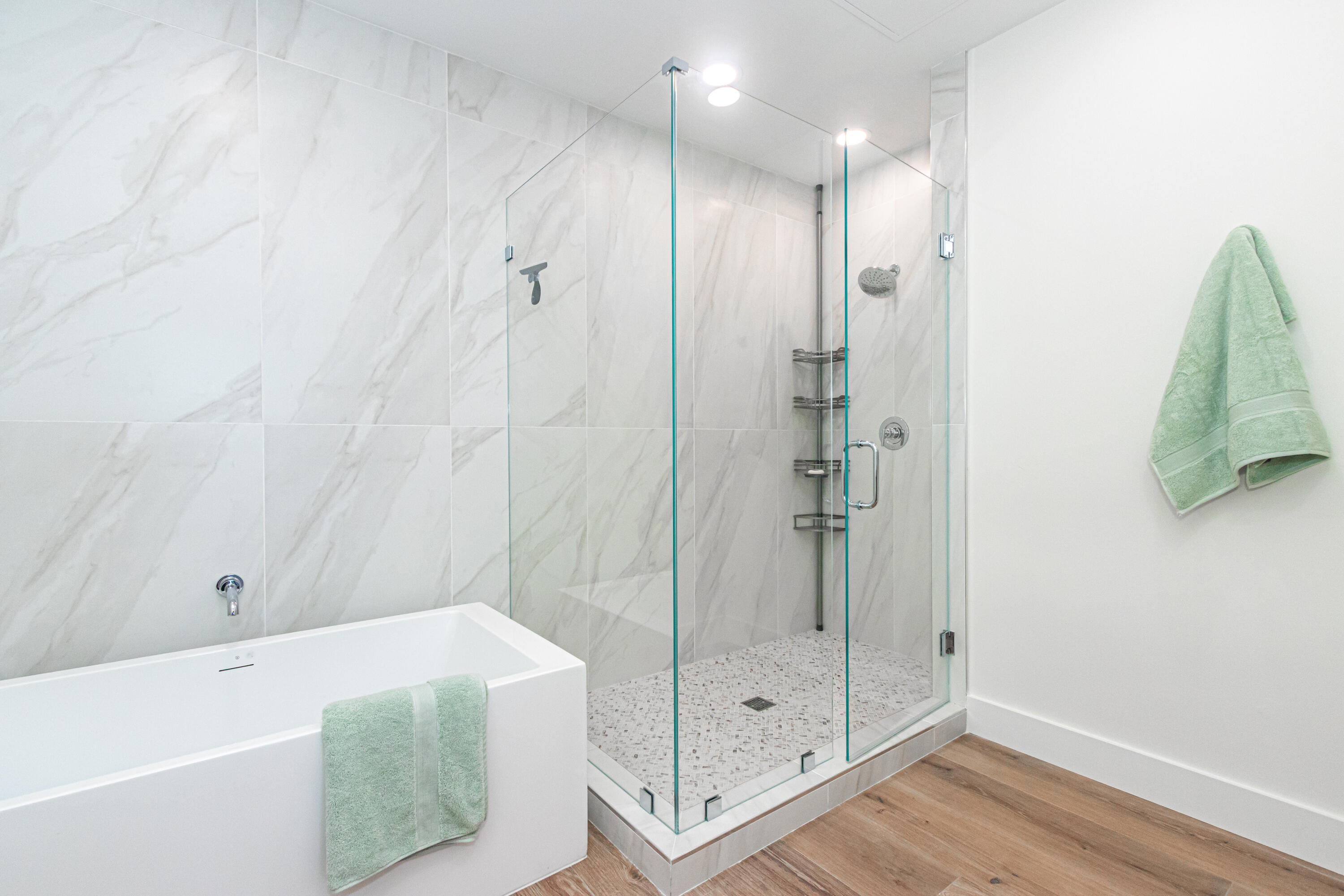 184 Lake #3201 Riviera Beach, FL 33404