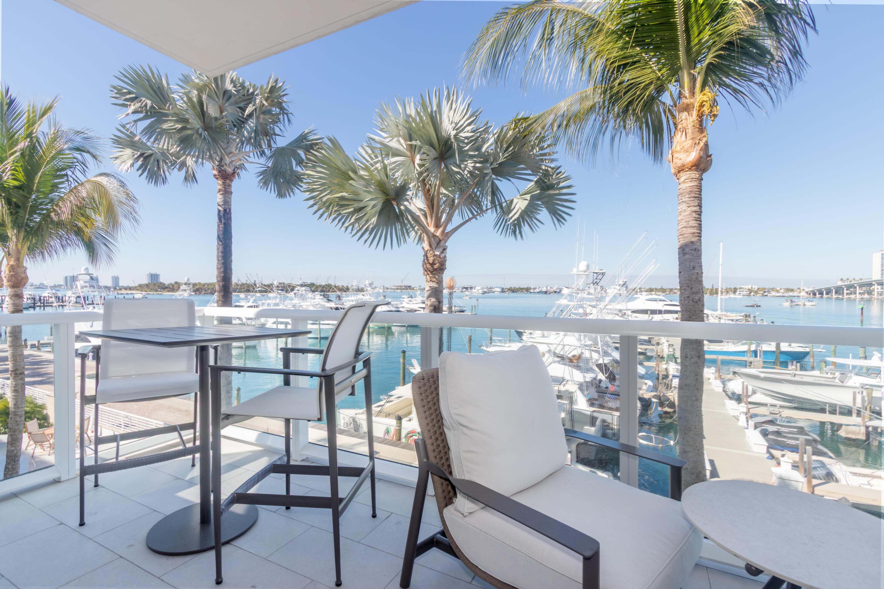 184 Lake #3201 Riviera Beach, FL 33404