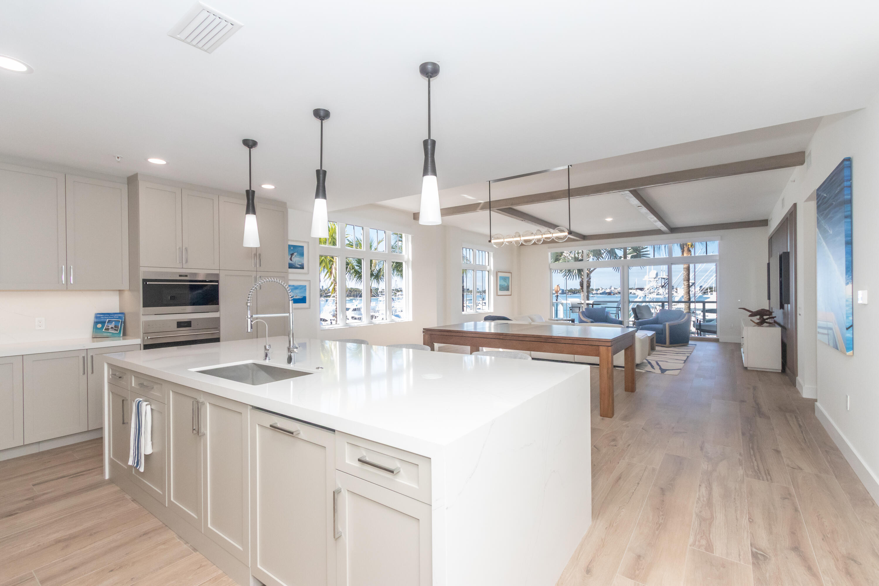 184 Lake #3201 Riviera Beach, FL 33404