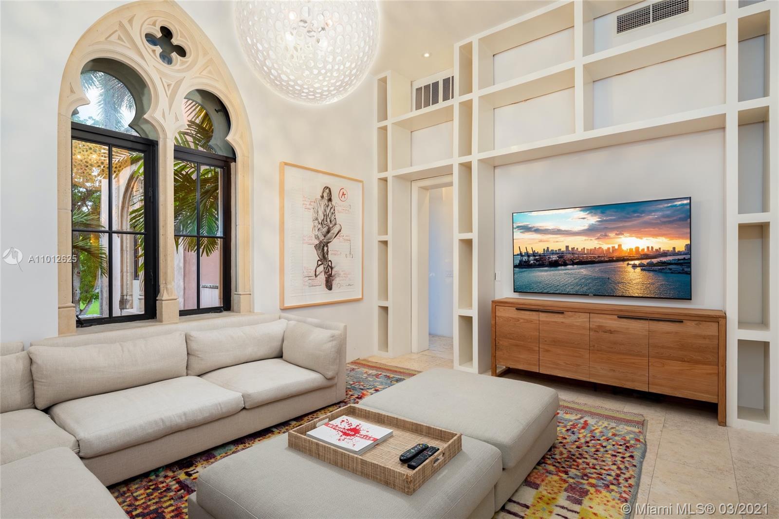 1840 S Bayshore Ln Coconut Grove, FL 33133