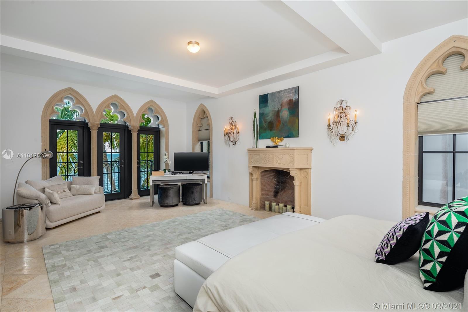 1840 S Bayshore Ln Coconut Grove, FL 33133