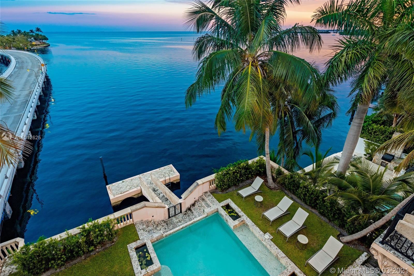 1840 S Bayshore Ln Coconut Grove, FL 33133