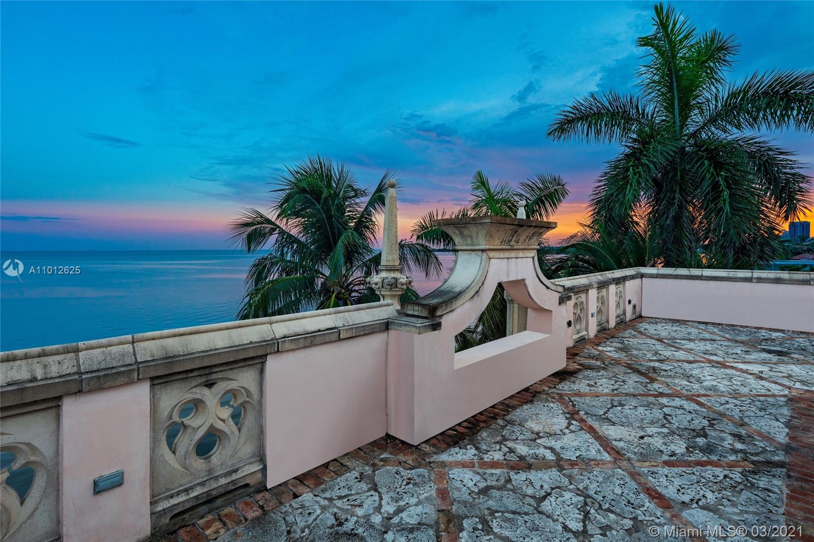 1840 S Bayshore Ln Coconut Grove, FL 33133