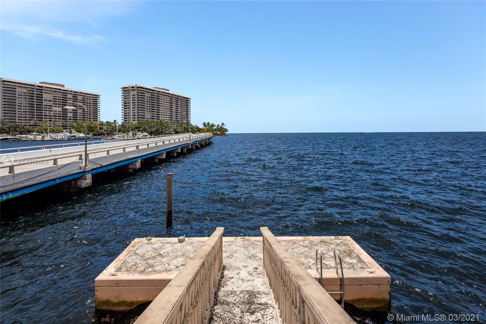 1840 S Bayshore Ln Coconut Grove, FL 33133