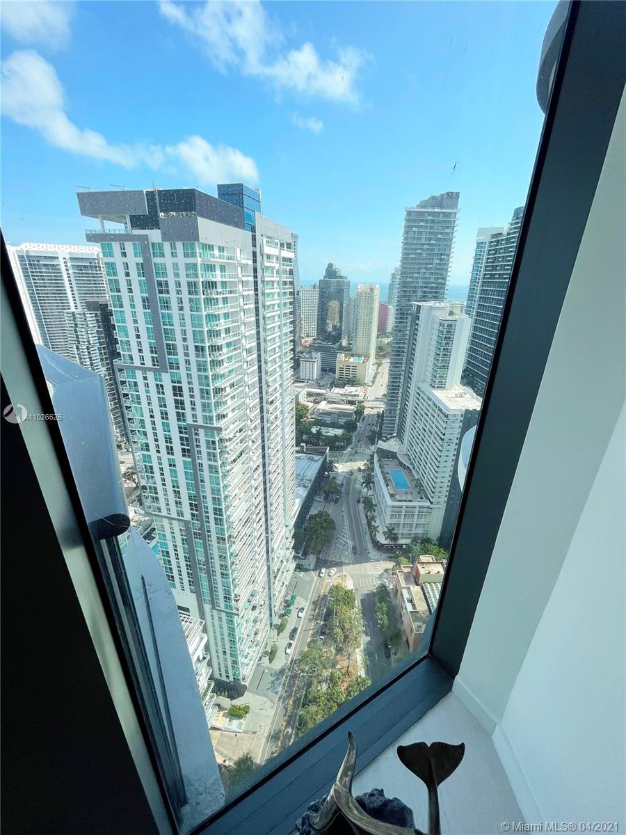 1000 Brickell Plz #4301 Miami, FL 33131