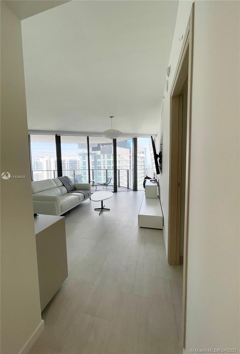 1000 Brickell Plz #4301 Miami, FL 33131