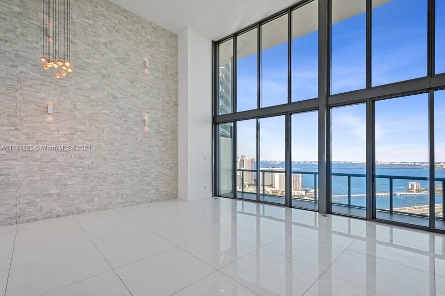 888 Biscayne Blvd #5111 Miami, FL 33132