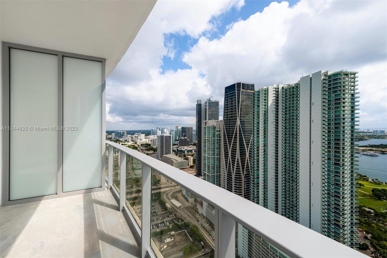 image Paramount Miami Worldcenter22