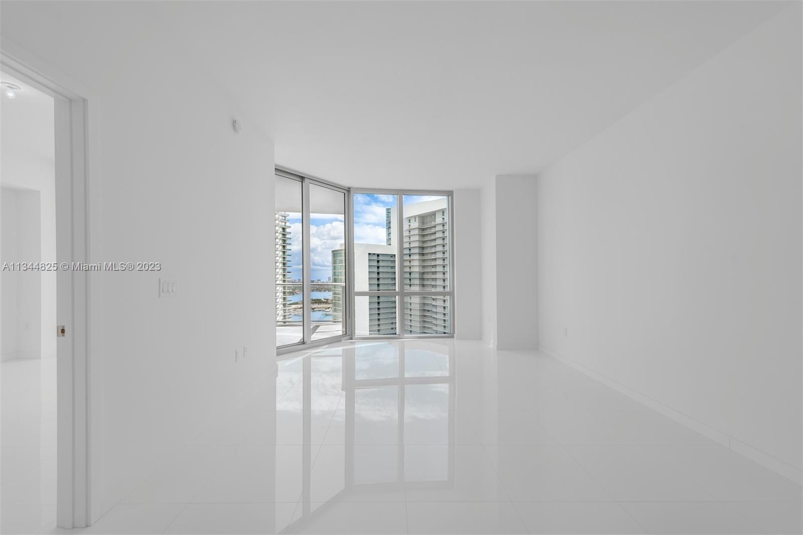 image Paramount Miami Worldcenter3