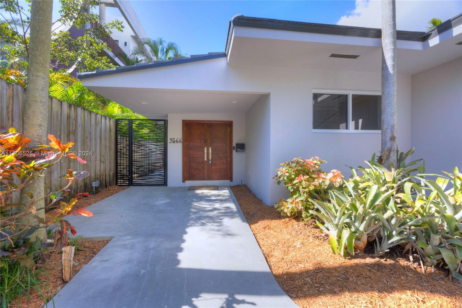 3566 Rockerman Rd Miami, FL 33133