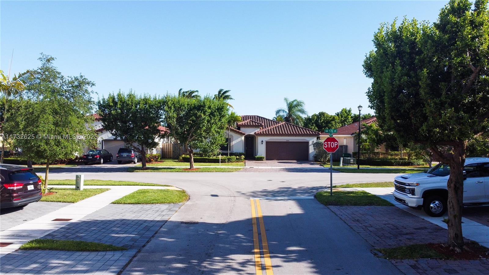 15340 SW 176th Ln,Miami, FL 33187