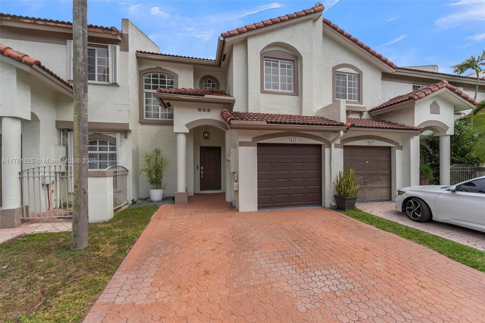 5065 NW 114th Ct