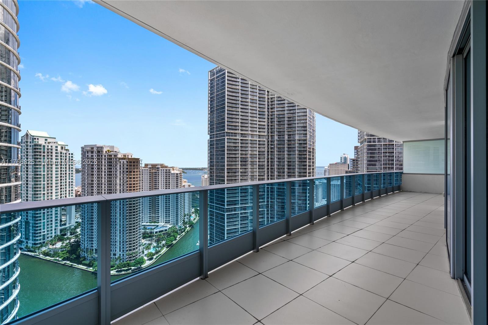 200 Biscayne Blvd Way #3503