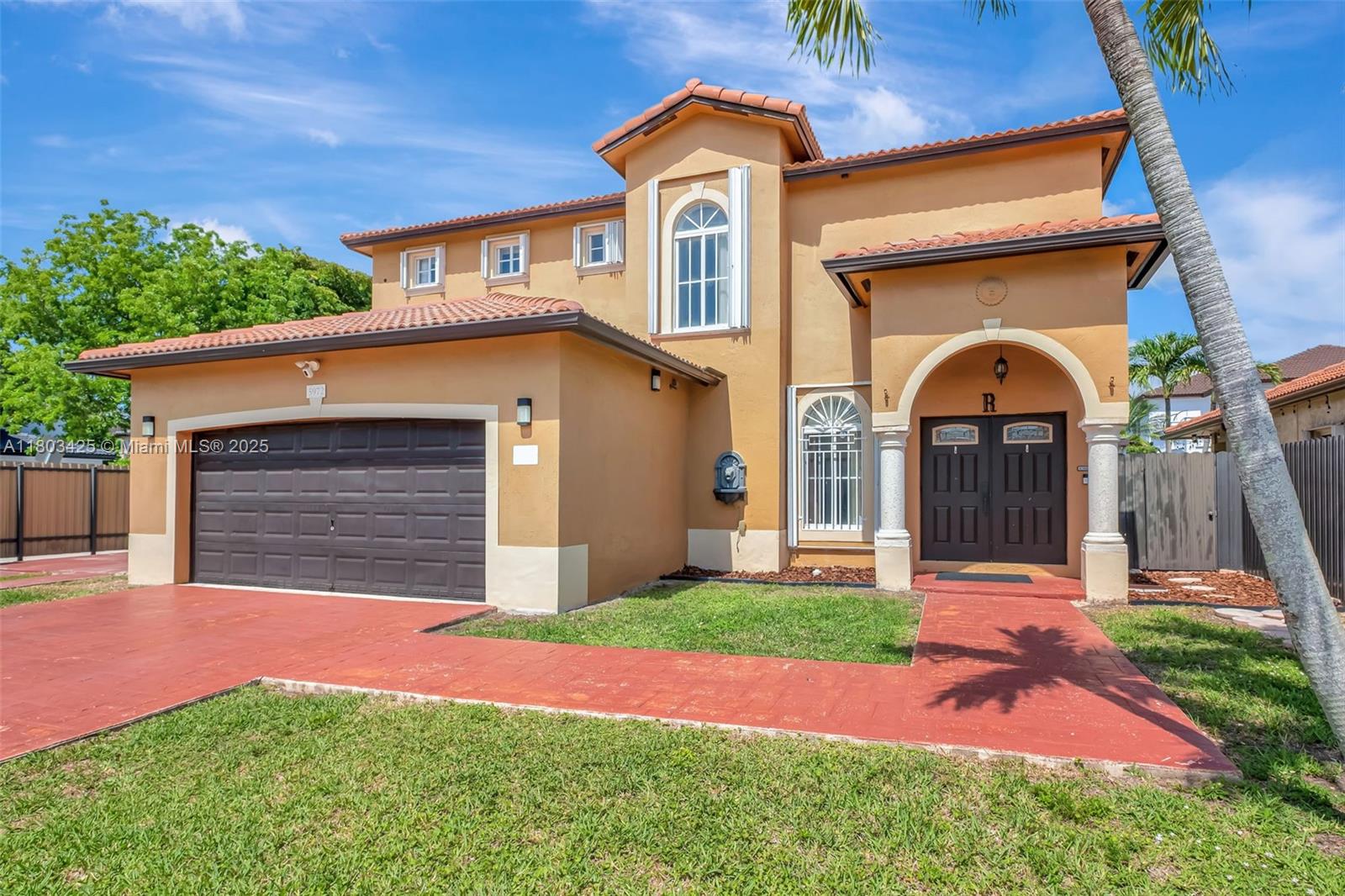 5972 SW 163rd Pl,Miami, FL 33193