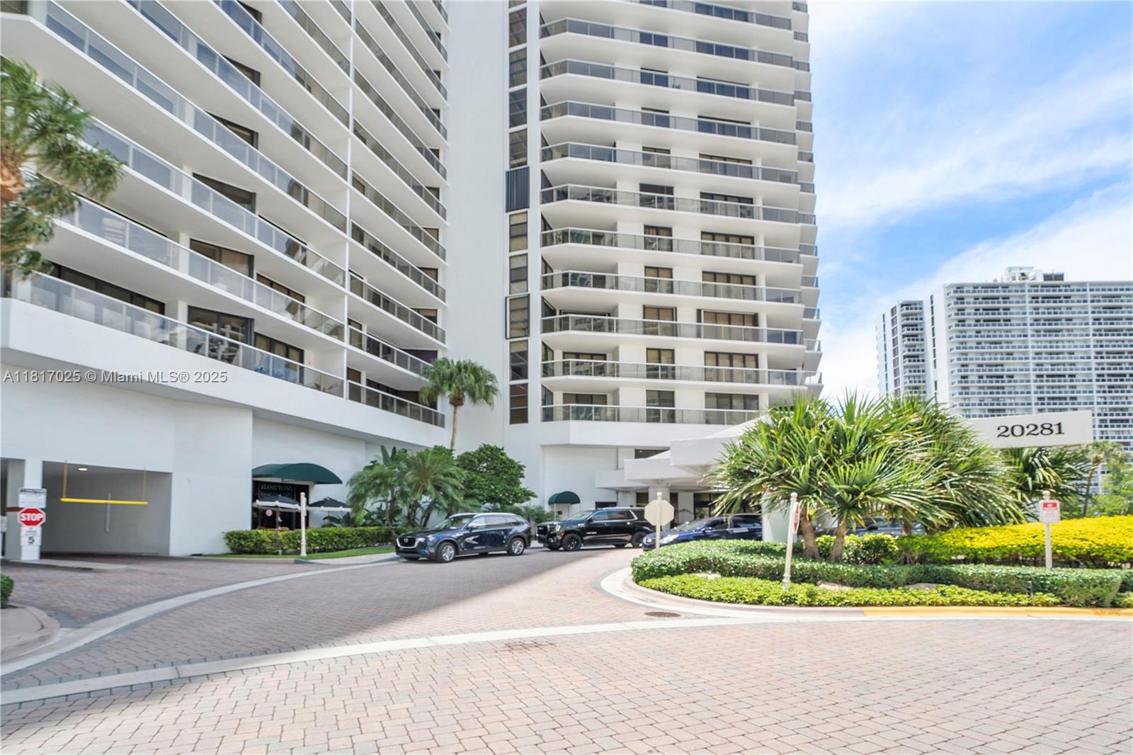image Hamptons West Condo30