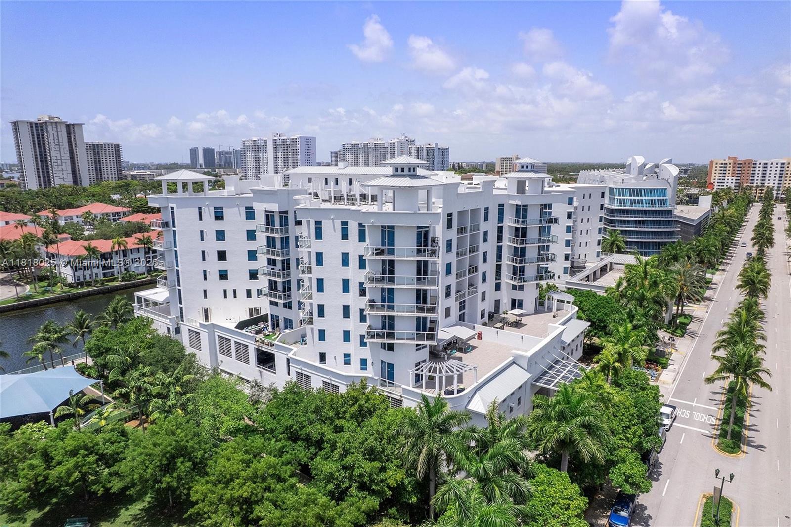 image 3030 Aventura Condo45
