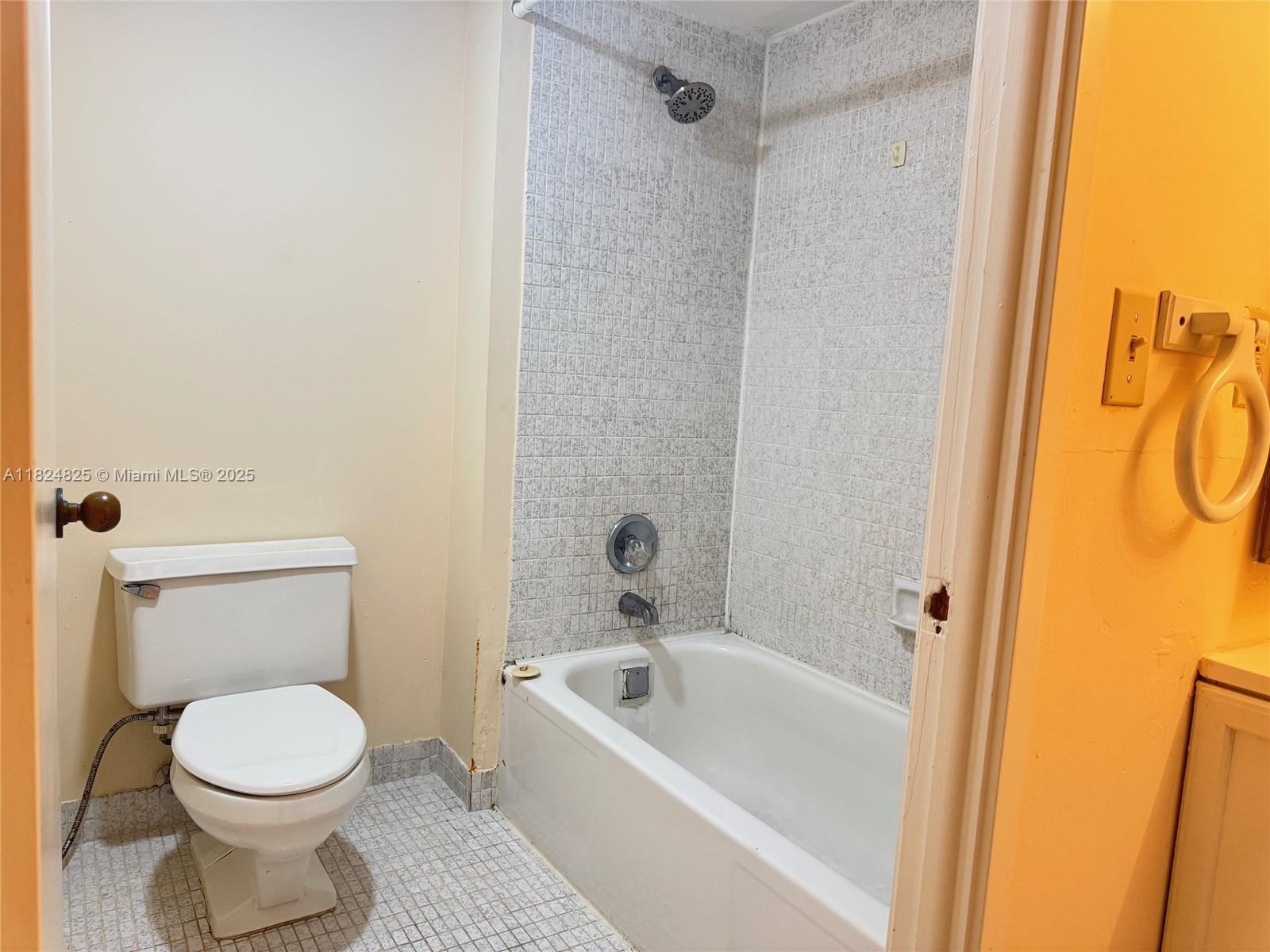 image Winston Towers15