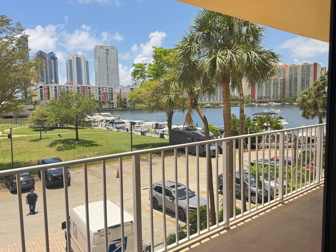 image Winston Towers24