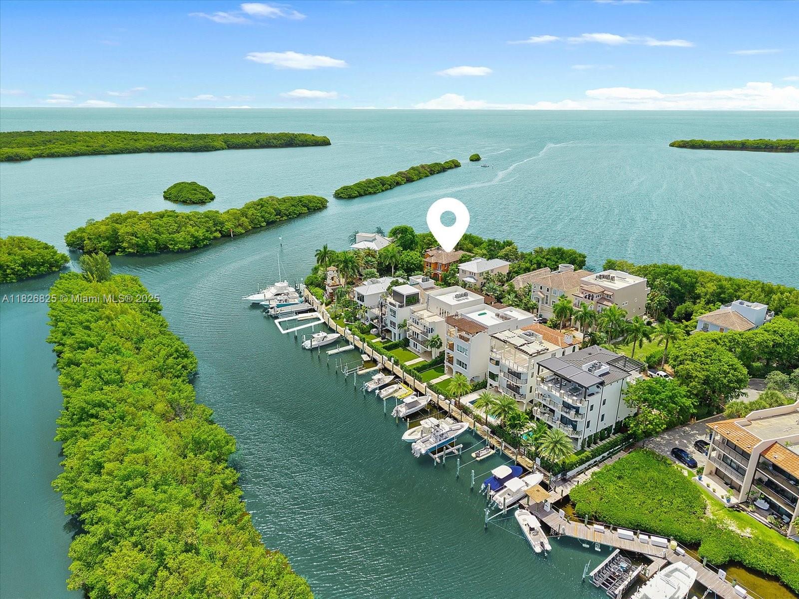 5843 Paradise Pt Dr Palmetto Bay, FL 33157