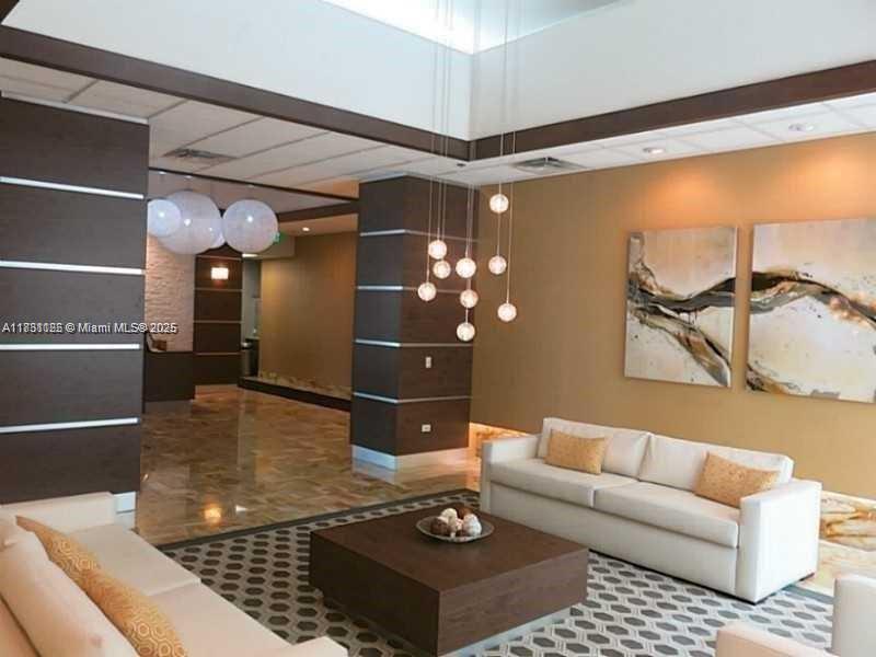 9511 Collins Ave #1502 Surfside, FL 33154