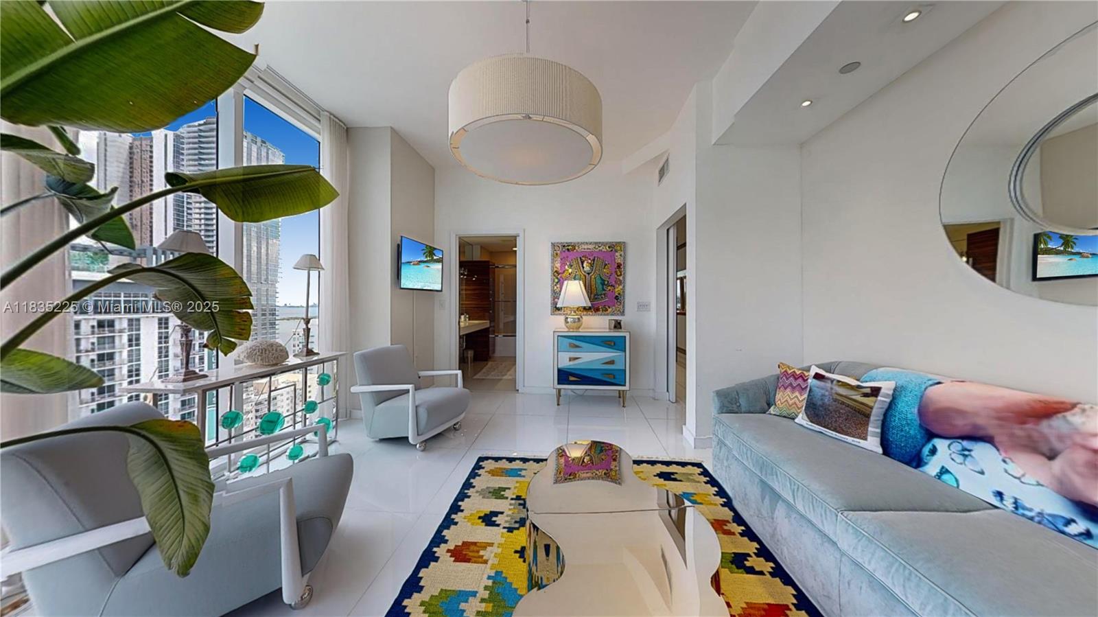 image Paramount Bay Condo16