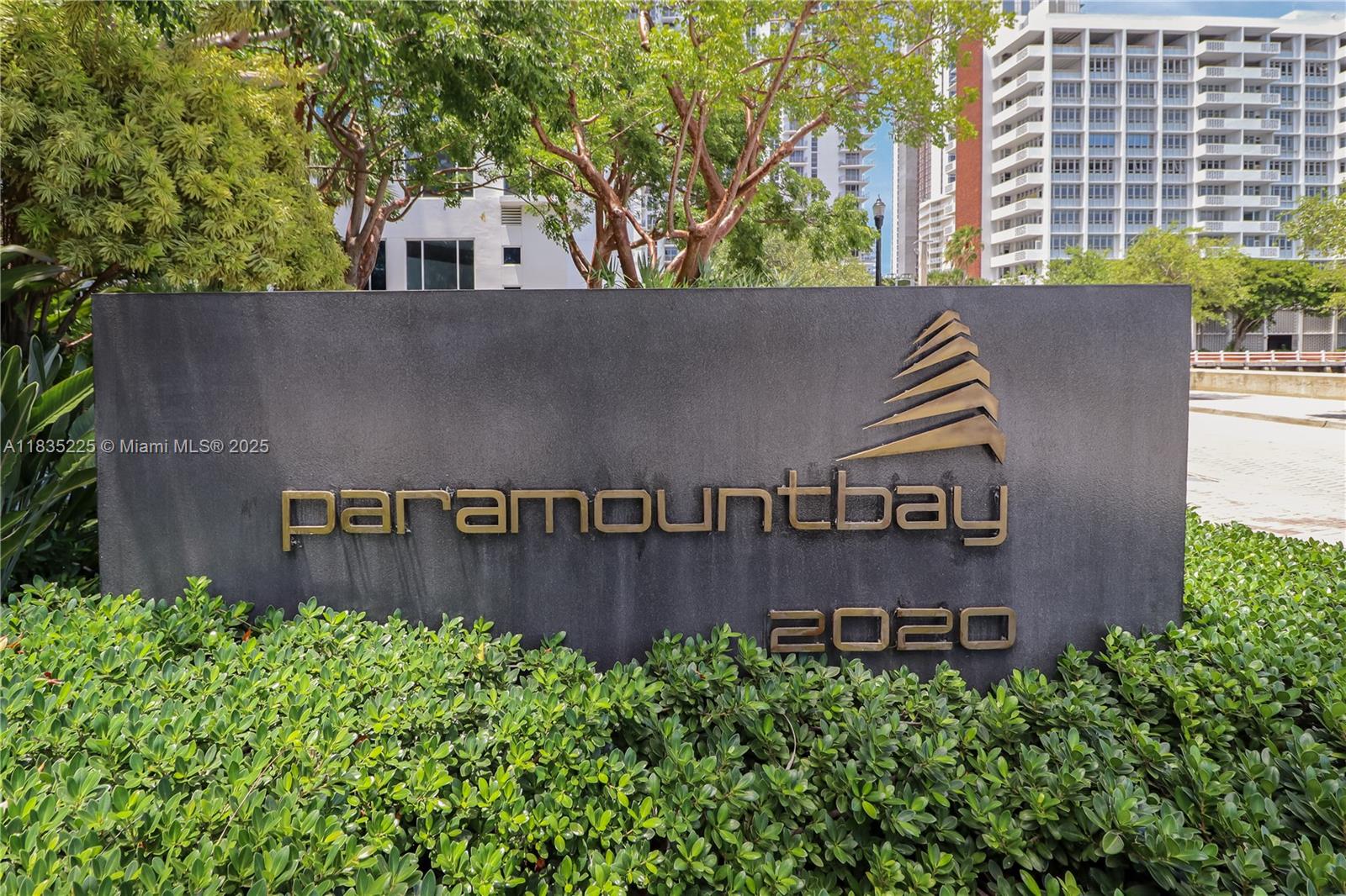 image Paramount Bay Condo2