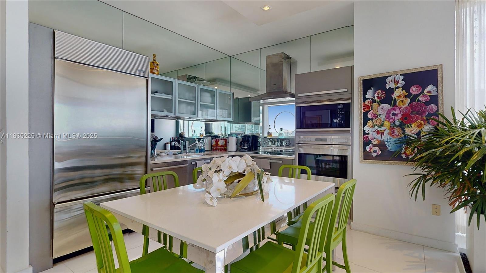 image Paramount Bay Condo5