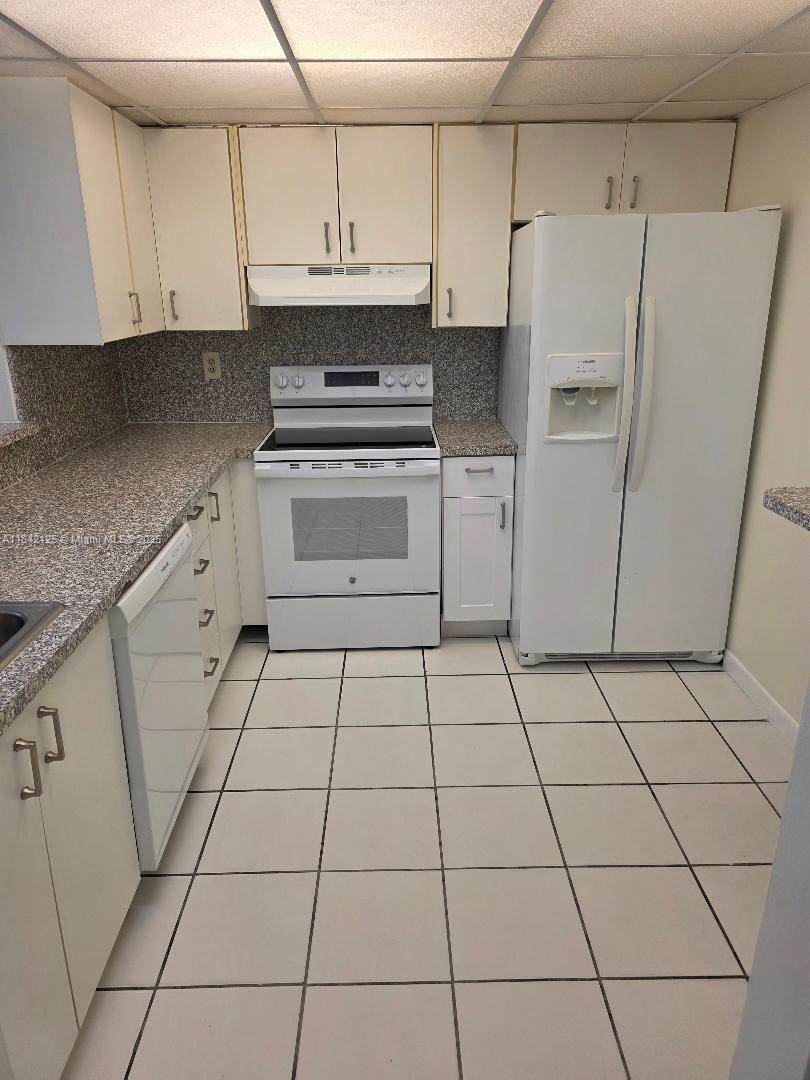 1121 SW 105th Ave #322