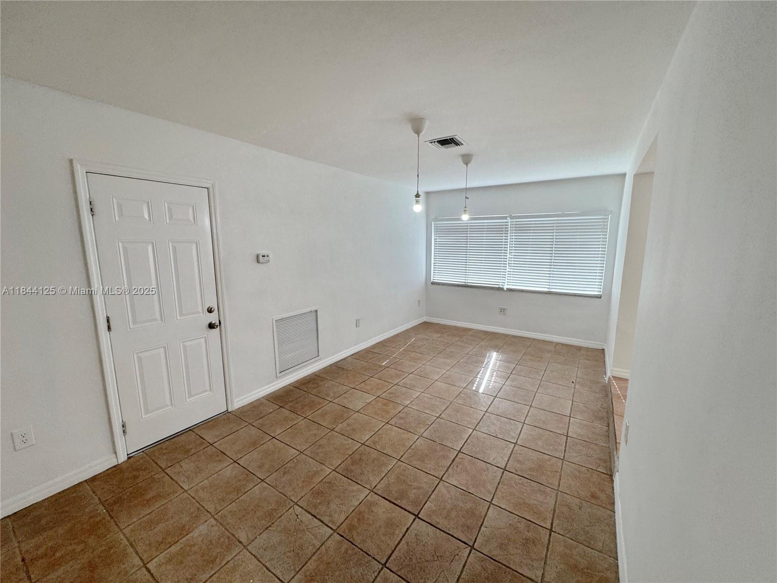 7536 Cutlass Ave North Bay Village, FL 33141