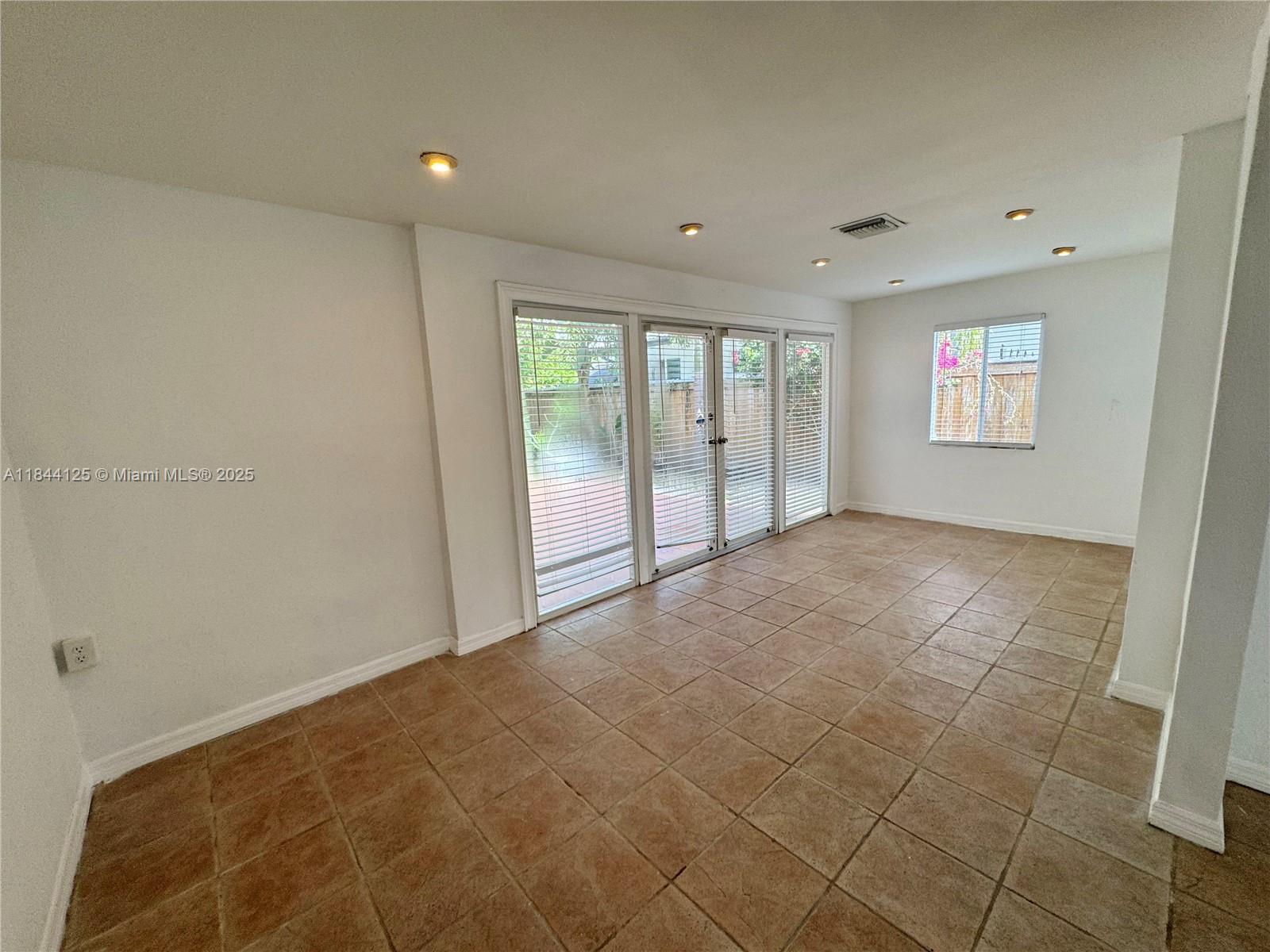 7536 Cutlass Ave North Bay Village, FL 33141