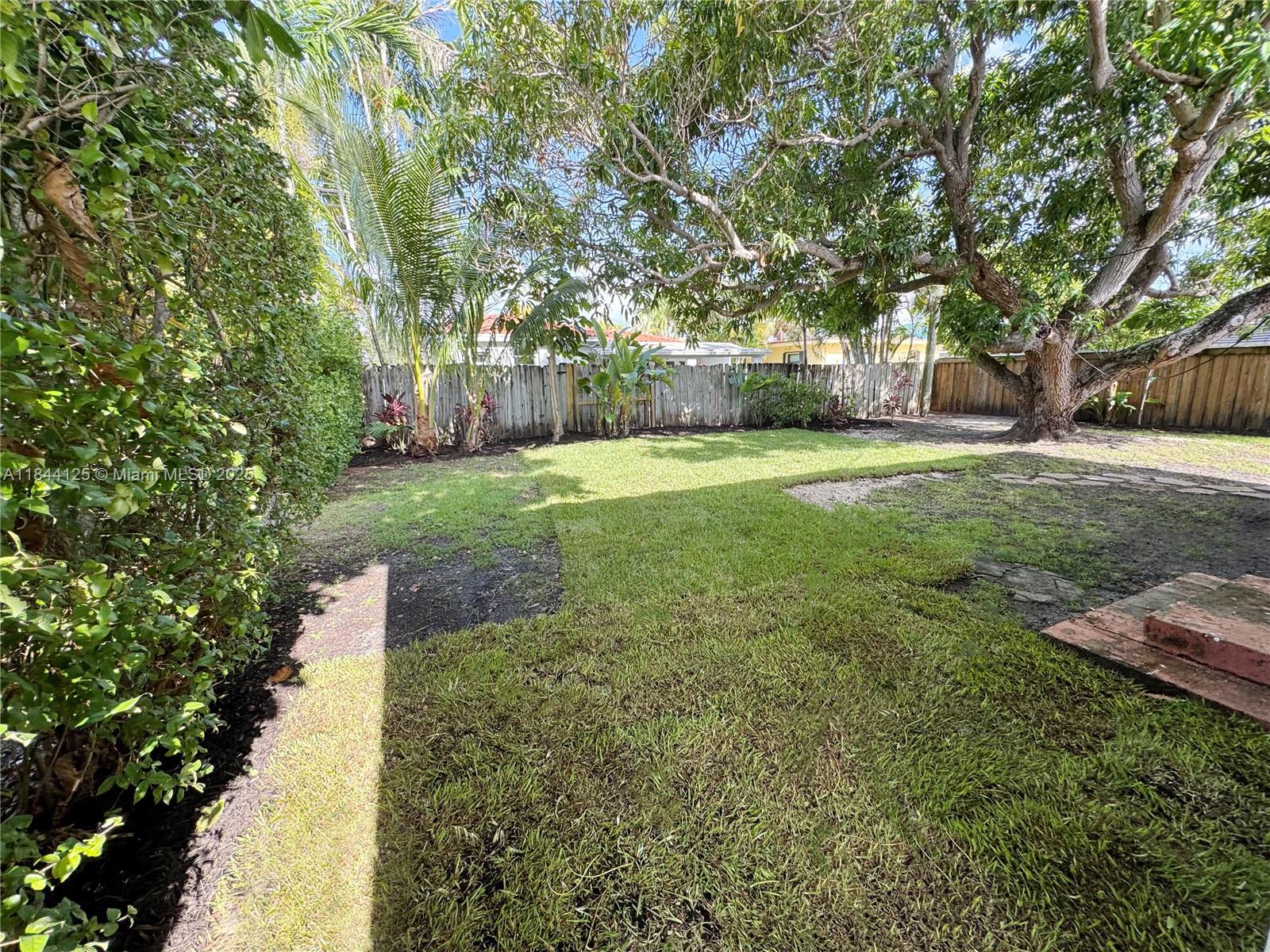 7536 Cutlass Ave North Bay Village, FL 33141