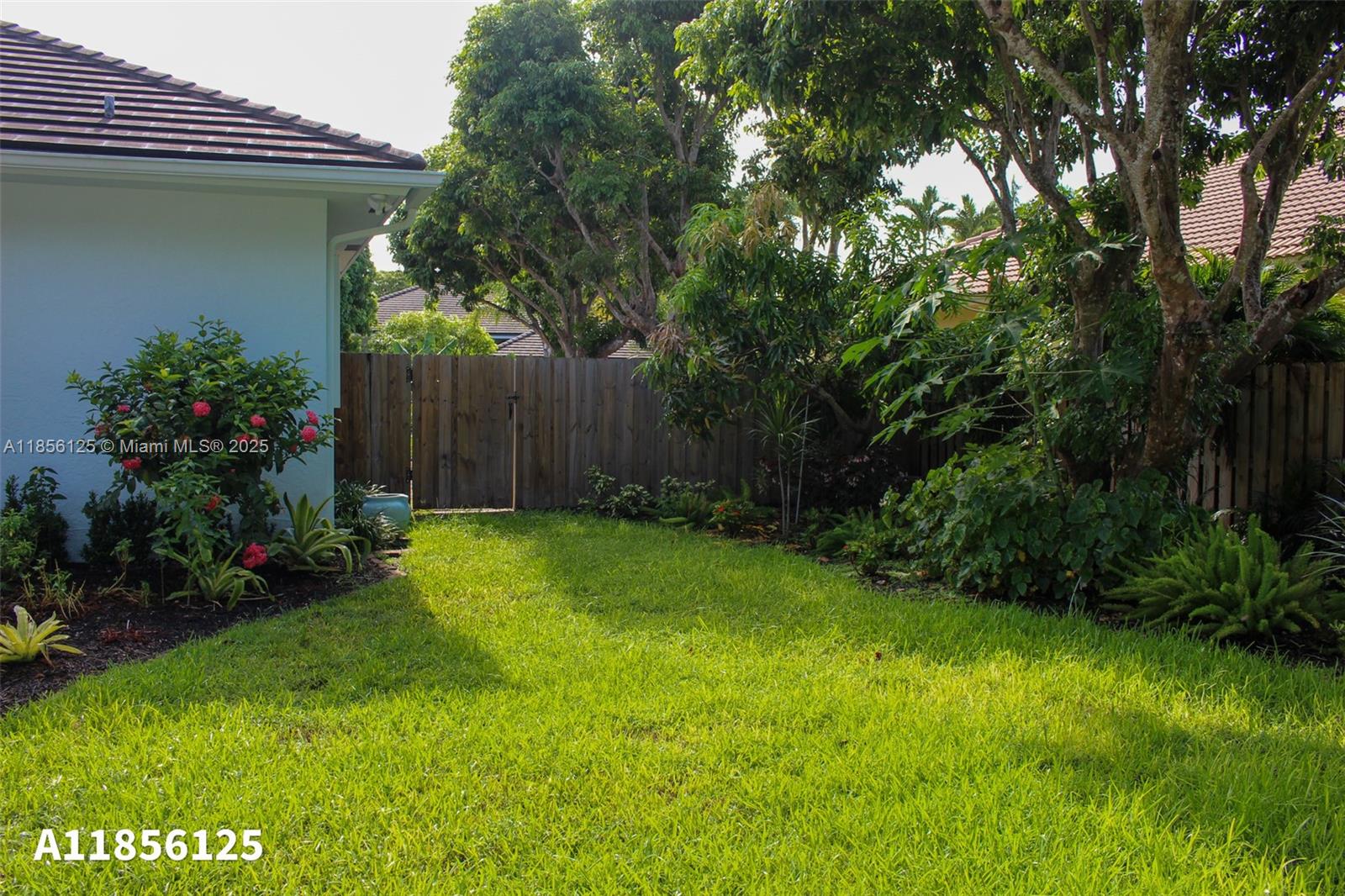 15255 SW 80th Ave Palmetto Bay, FL 33157