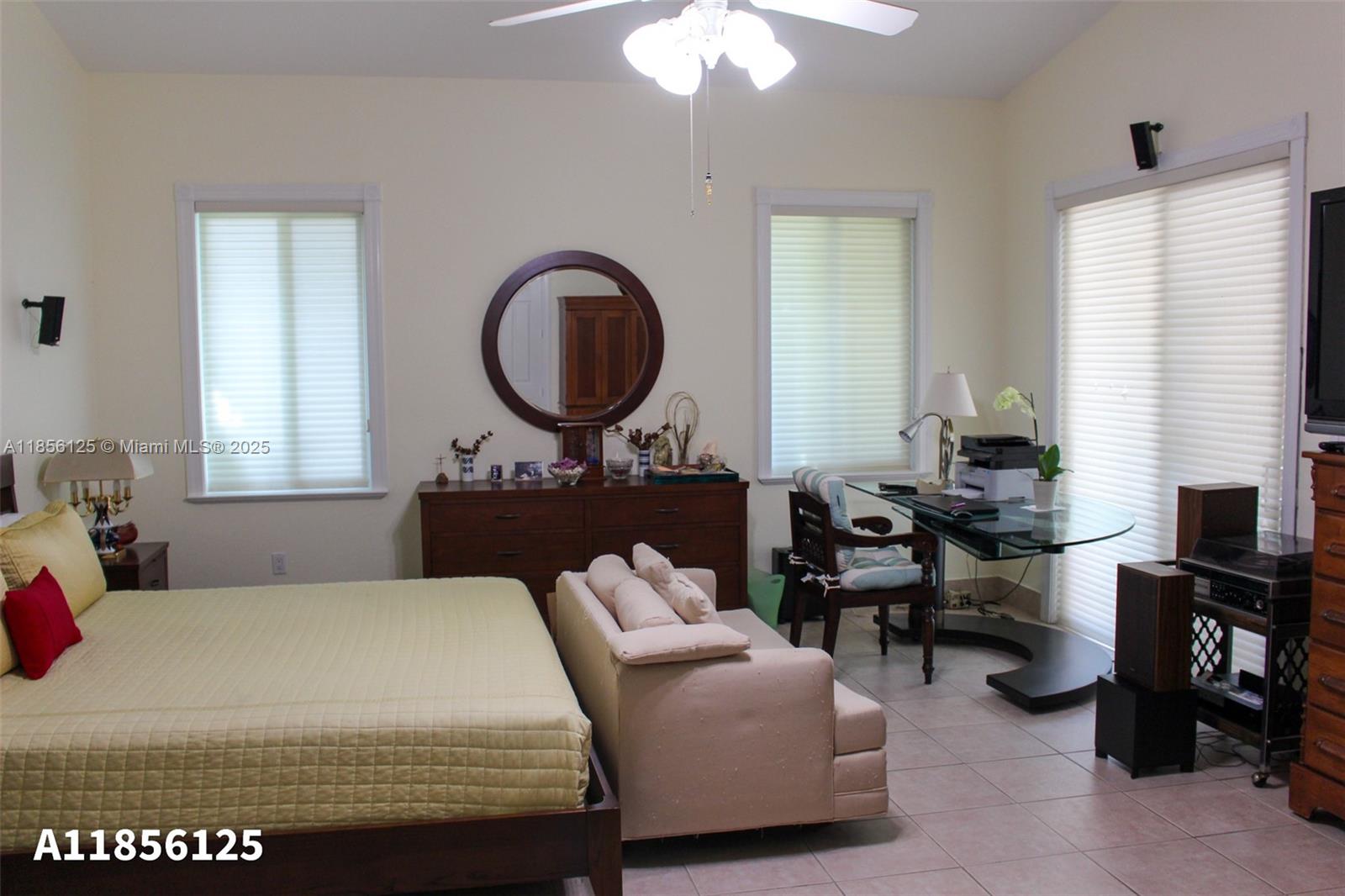 15255 SW 80th Ave Palmetto Bay, FL 33157