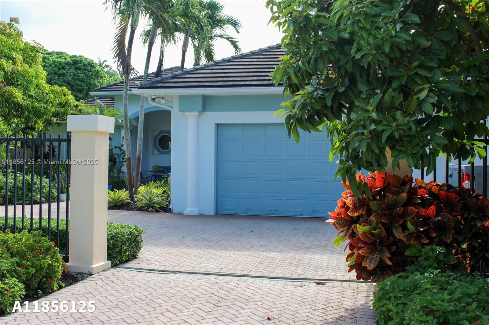 15255 SW 80th Ave Palmetto Bay, FL 33157