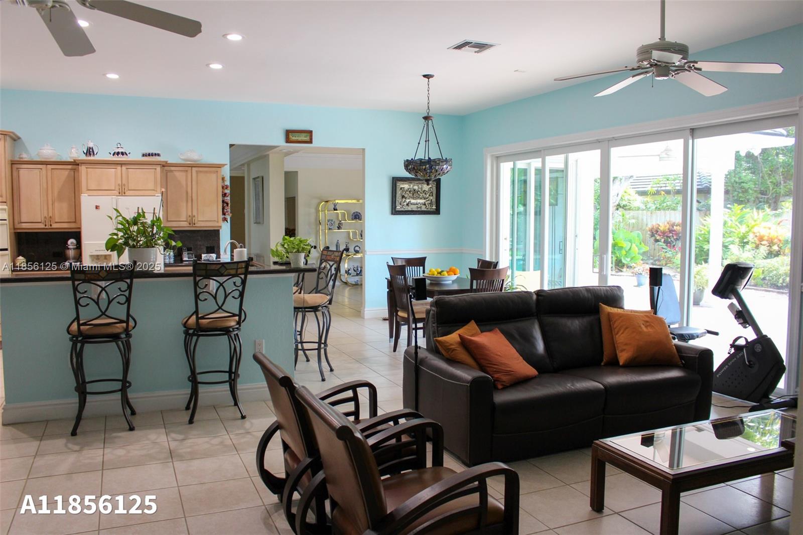 15255 SW 80th Ave Palmetto Bay, FL 33157