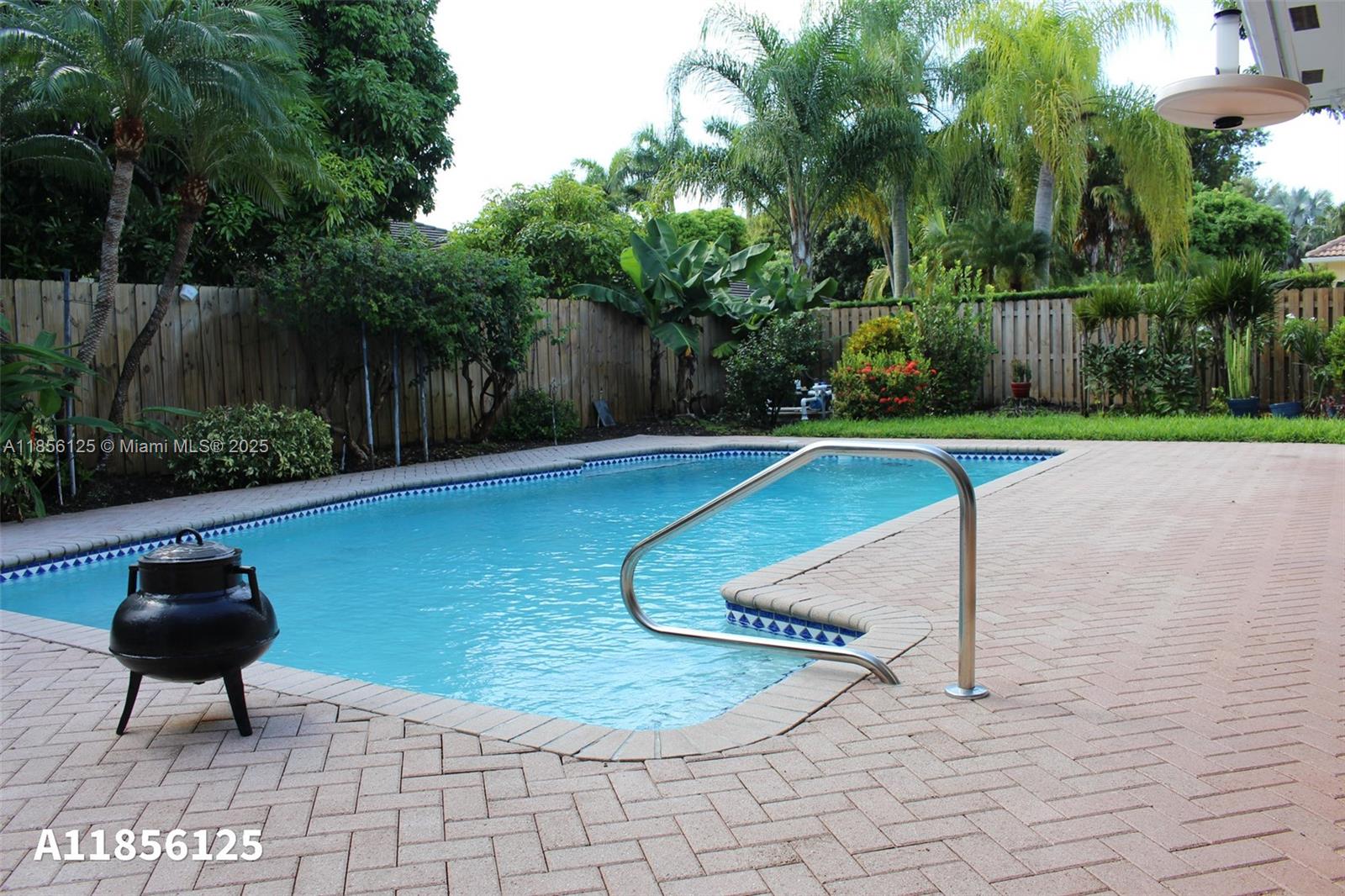 15255 SW 80th Ave Palmetto Bay, FL 33157