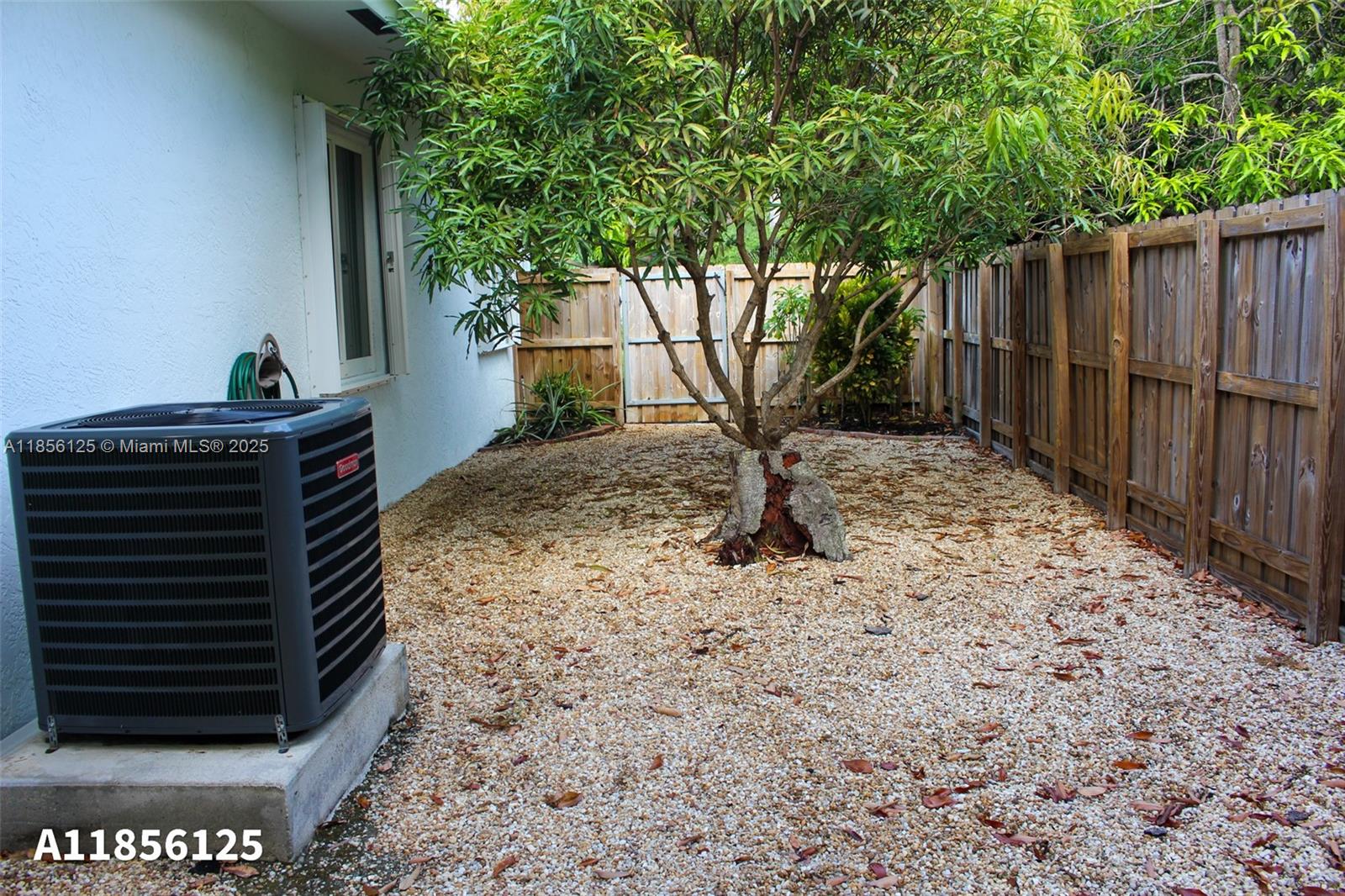 15255 SW 80th Ave Palmetto Bay, FL 33157