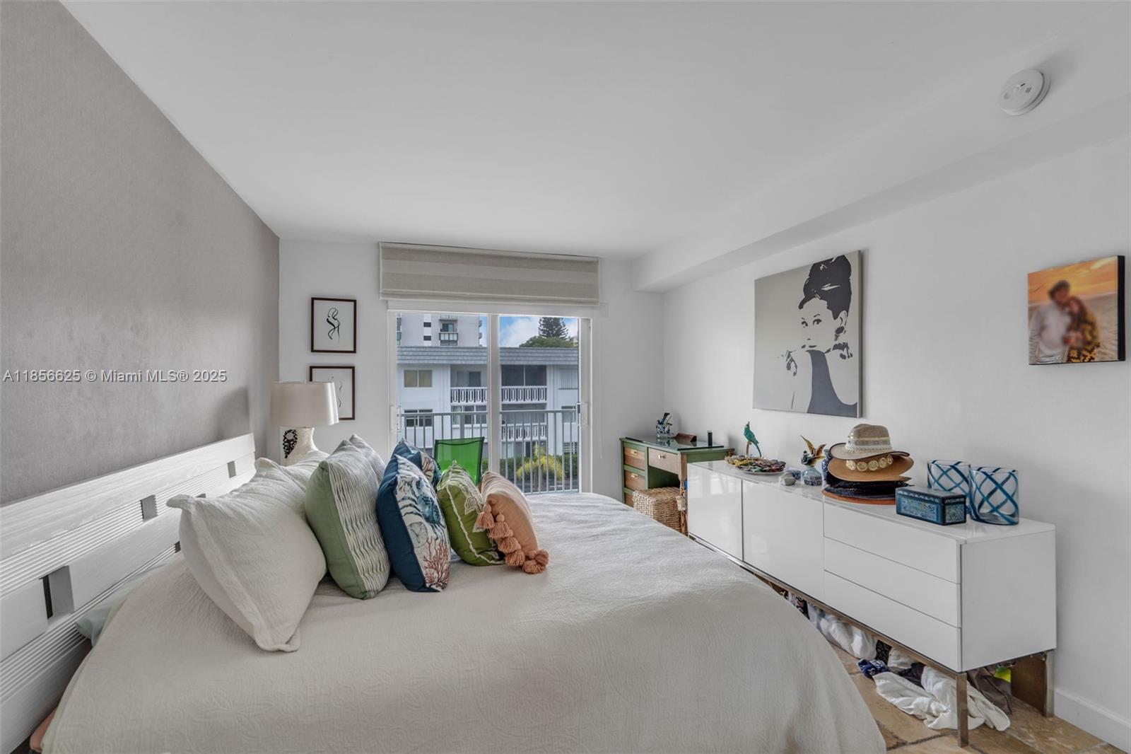 240 Galen Dr #314 Key Biscayne, FL 33149