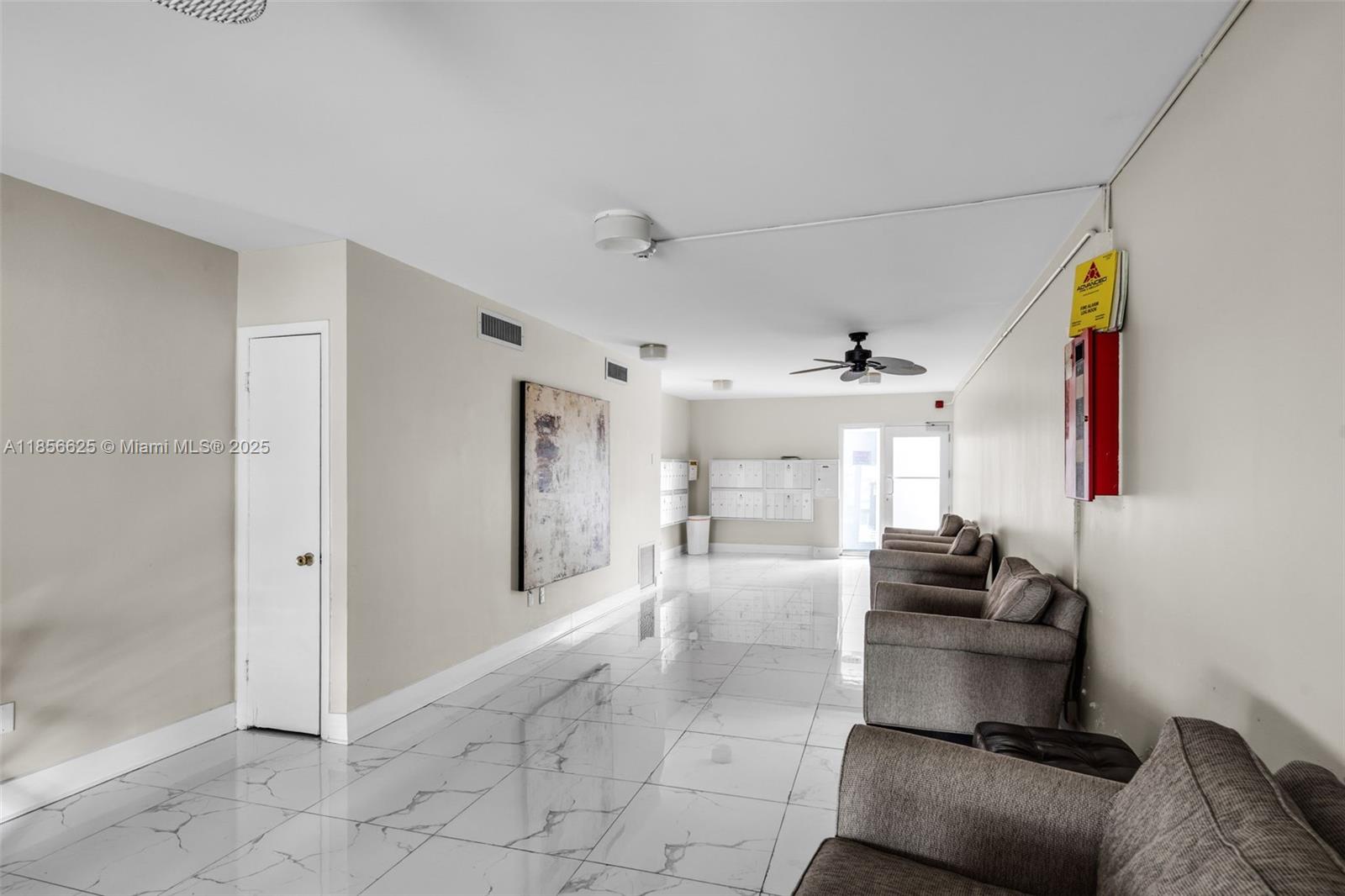 240 Galen Dr #314 Key Biscayne, FL 33149