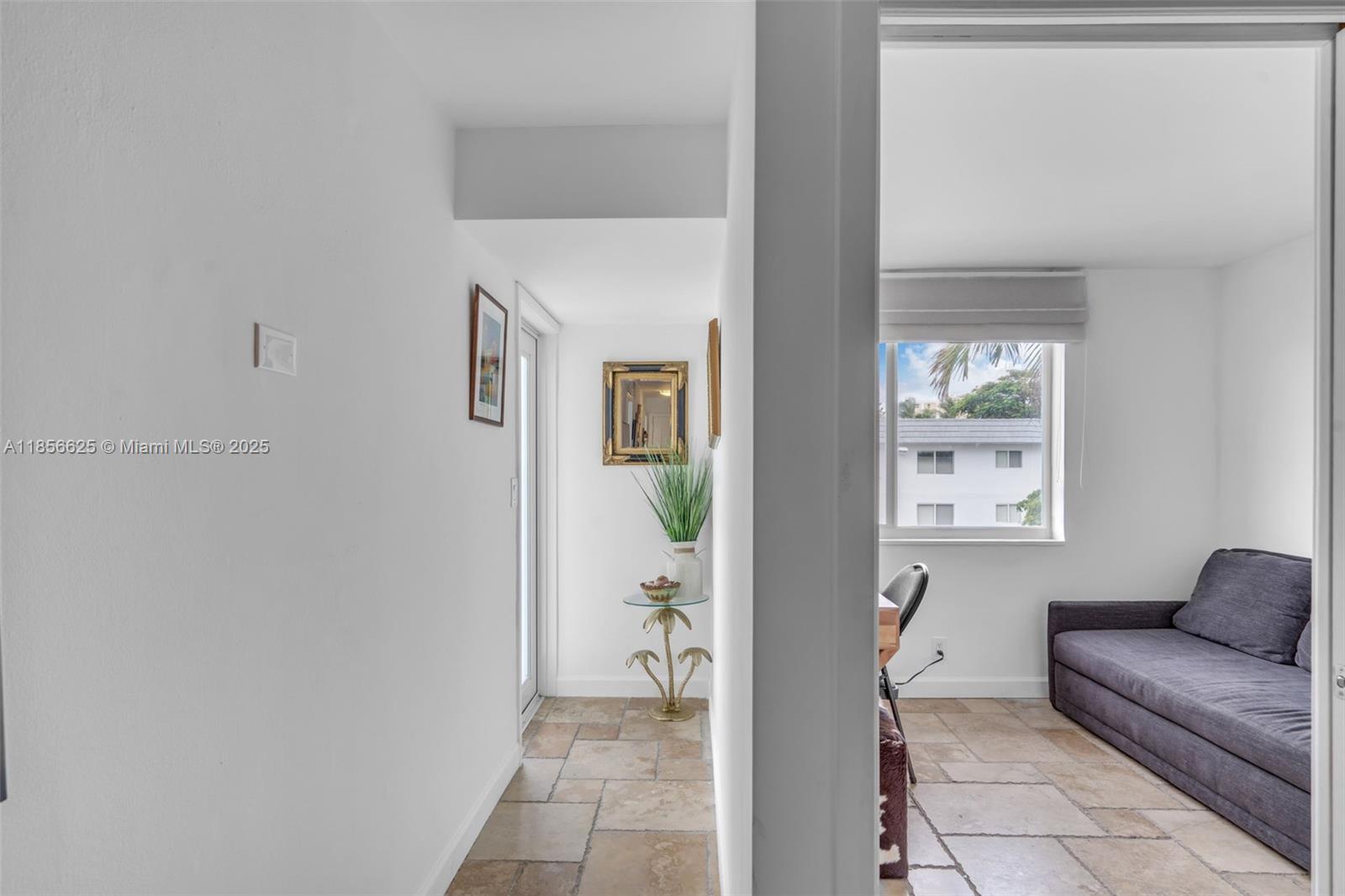 240 Galen Dr #314 Key Biscayne, FL 33149