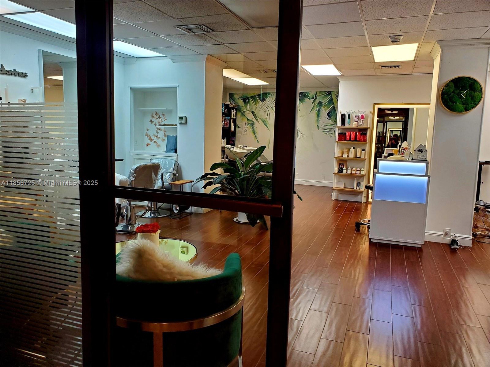 image Arlen House Condo24