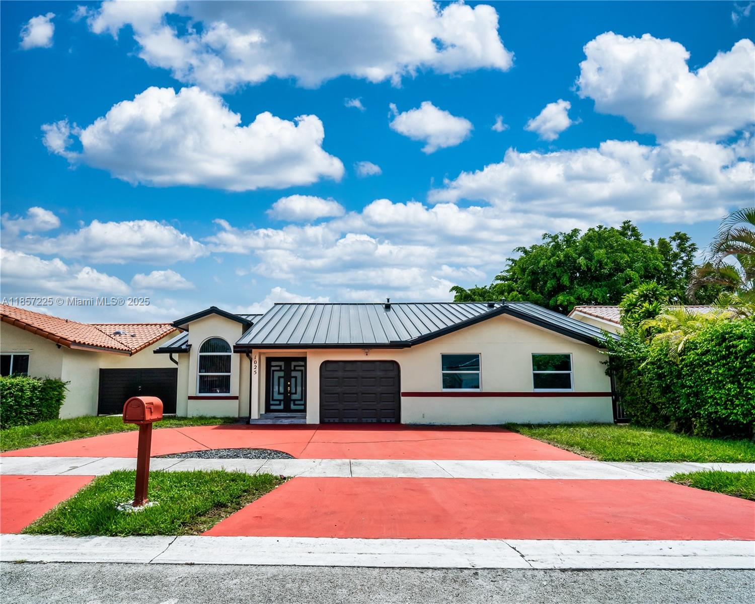 1025 NW 128th Ct