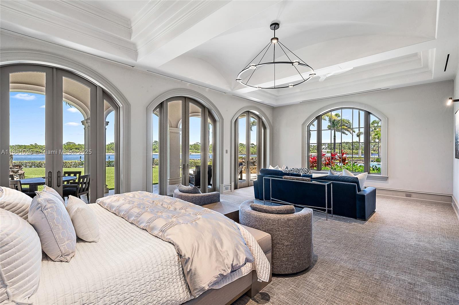 176 Spyglass Ln Jupiter, FL 33477