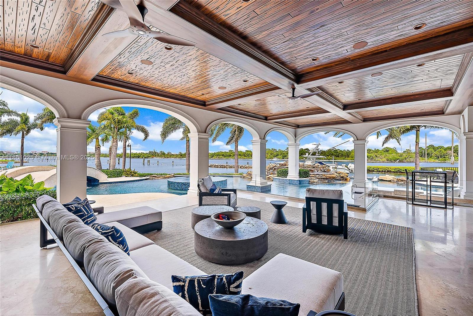 176 Spyglass Ln Jupiter, FL 33477