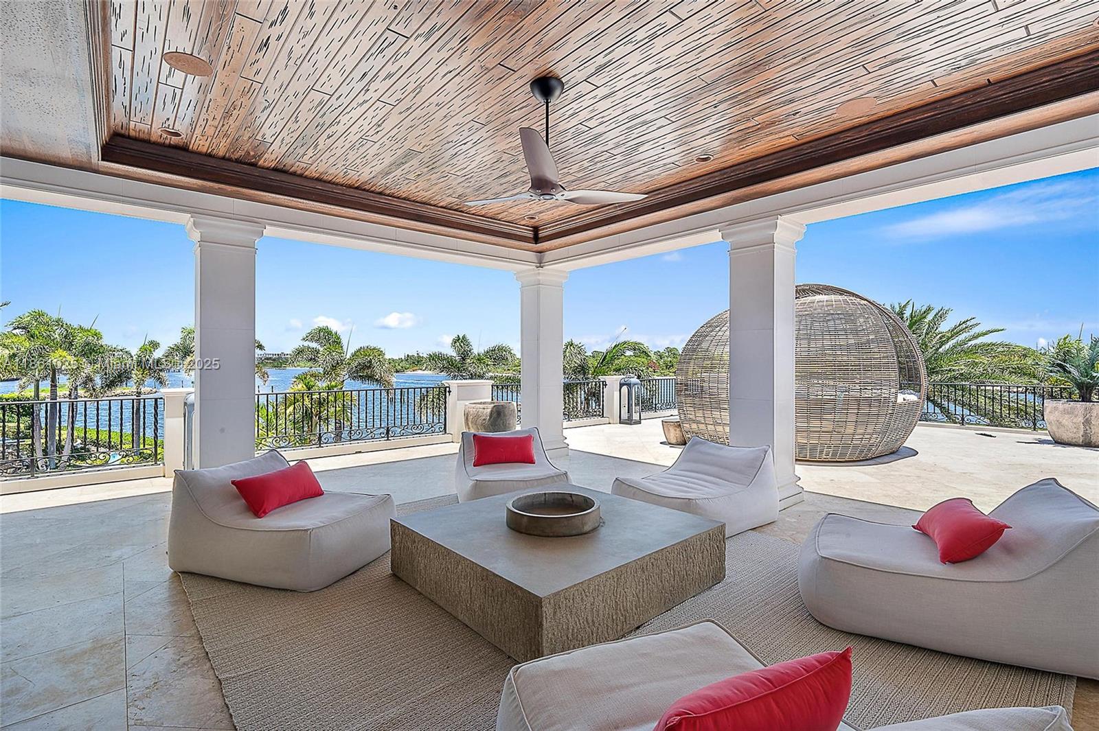 176 Spyglass Ln Jupiter, FL 33477