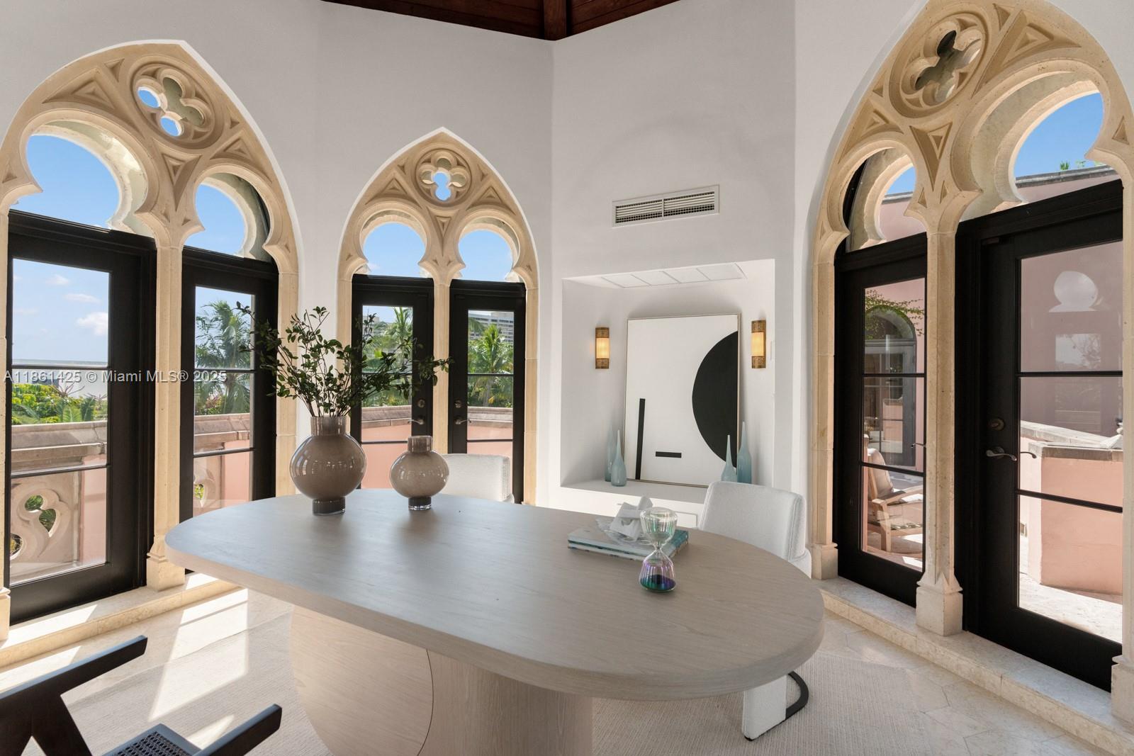 1840 S Bayshore Ln Miami, FL 33133